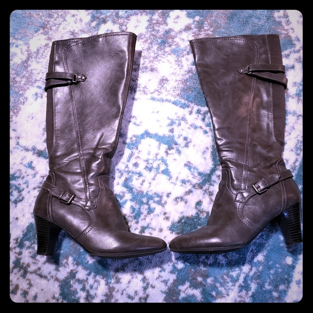 Life Stride knee high gray boots